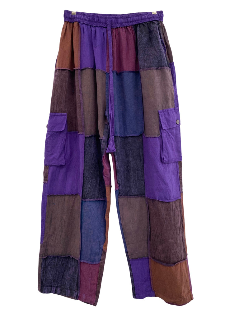 Overlocked patch cargo pants