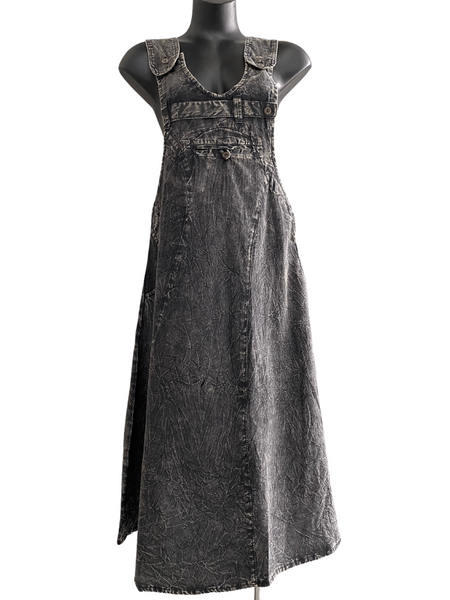 Long stonewashed pinafore