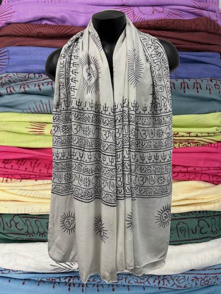 Om print scarf