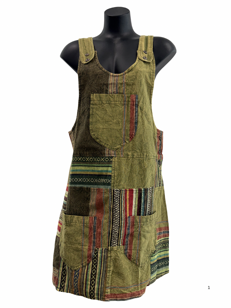 Short patchwork pinafore