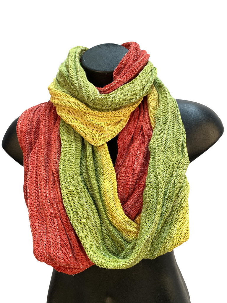 Magic infinity scarf
