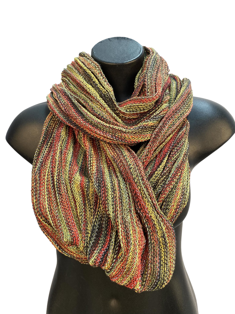 Magic infinity scarf